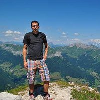 Yves Burlot的照片