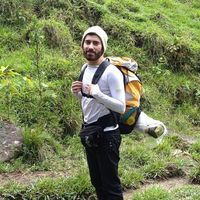 Brian Cardona的照片