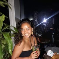 Le foto di Ovy Nugraheni Florentina