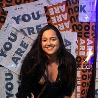 Luana Bastos的照片