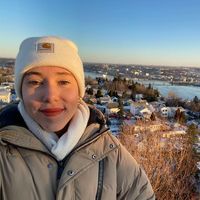 Victoria Lrt's Photo