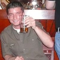 Adrian Lindea的照片