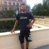 Nikolas Ljutow的照片