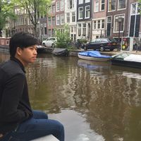 WeiJian Chen's Photo