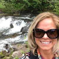 Anne DeBruyn的照片