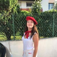 Marie Poirier的照片