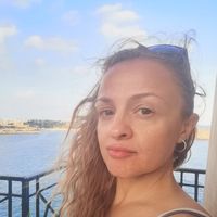 Rara Avis  Chi的照片