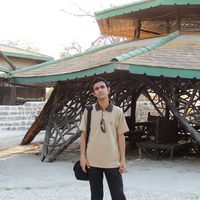 Amir Sa'esa'ey's Photo