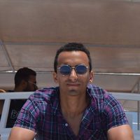 Mahmoud Khalifa的照片