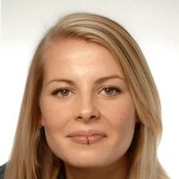 Natalie Dwehus's Photo