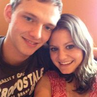 Cody and Shelby Kisgen的照片