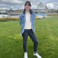 Lindsey Adler's Photo