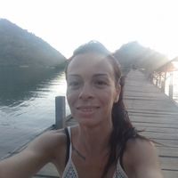 ANGELA MORAL的照片