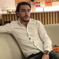 Aaron Rainier的照片