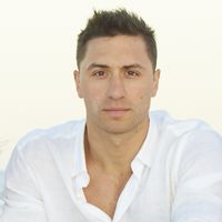 Joshua Lucas's Photo