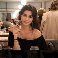 Buket Delican的照片