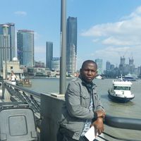 Augustin BA的照片