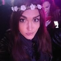 Emi Bonjaku的照片