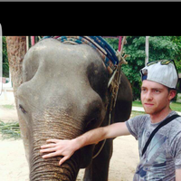 charlie snook的照片