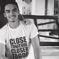 Cyrus Contreras's Photo