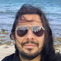 Caleb S. Medina的照片