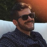 Eric Follows的照片