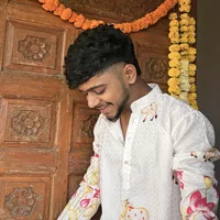 Om Chaudhari的照片