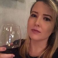 Karinne Sousa's Photo