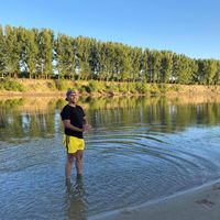 Malek Raxis的照片