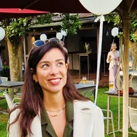 Sophia  Tabatabai's Photo