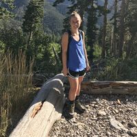 Carlie handshy's Photo