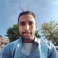 taeem Alhinnawi的照片