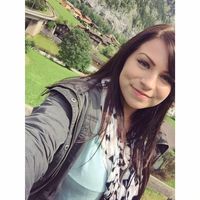 Ashley Finch的照片