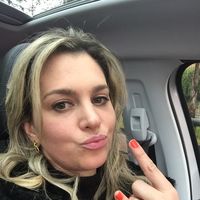 Mariana Flores's Photo