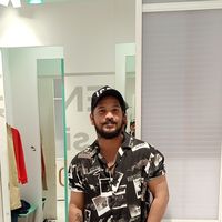 neil khandekar的照片