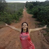 Alexandra Janet的照片