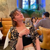 Katharina Aumann的照片