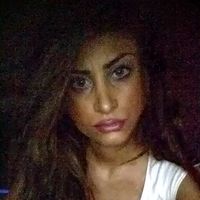 Özlem Çetin的照片