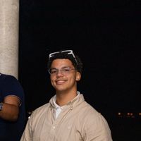 Adam Berenguer的照片