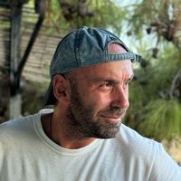 Kadir Bulent的照片