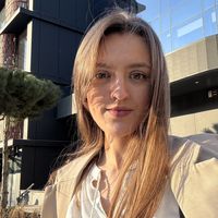 Mariana Roman's Photo