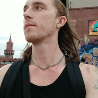 Henry Bucket的照片