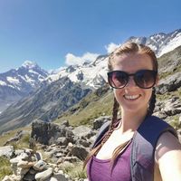 Rebekah Poels的照片