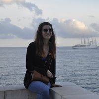 Bridget Pólya的照片