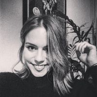 Christina Anagnostopoulos的照片