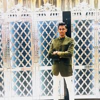 Adnan Siddiqui's Photo