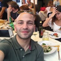 Üstün Dgtkn's Photo