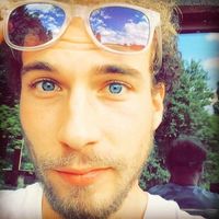 Charles Baud的照片