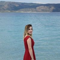 Büşra Hıdıroğlu的照片