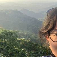 Emma Lapèze's Photo